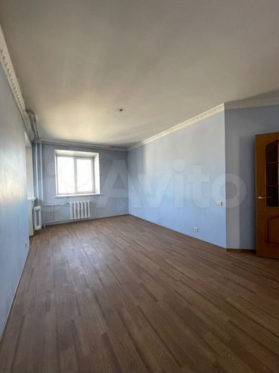 4-к. квартира, 105 м², 6/10 эт.
