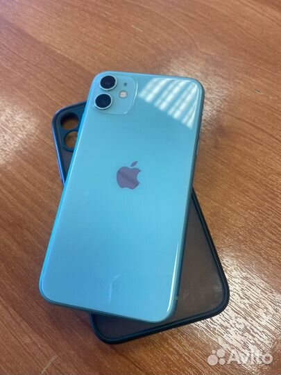 iPhone 11, 64 ГБ