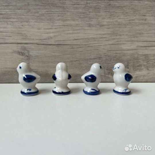 «Куриное подворье» (Петушок, курочка, др. Гжель)