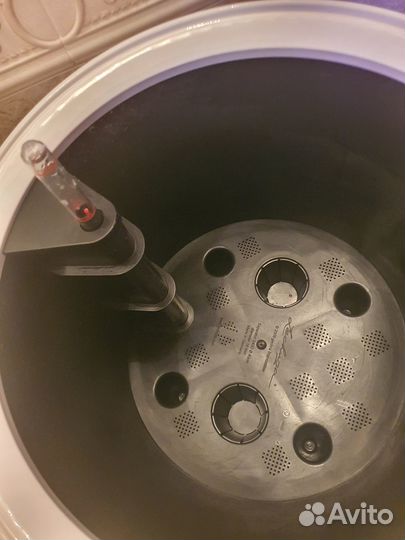 Кашпо с автополивом лечуза