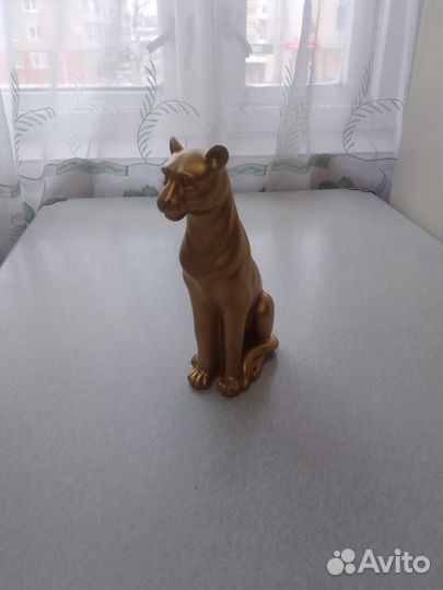 Статуэтка пума