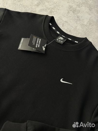 Свитшот Nike LUX