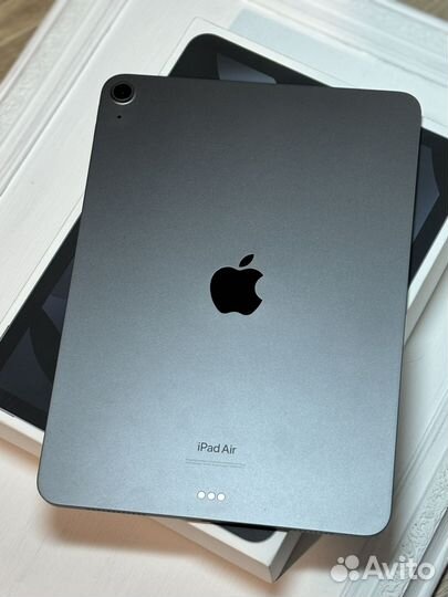 iPad air 5 2022 m1 64 wi fi