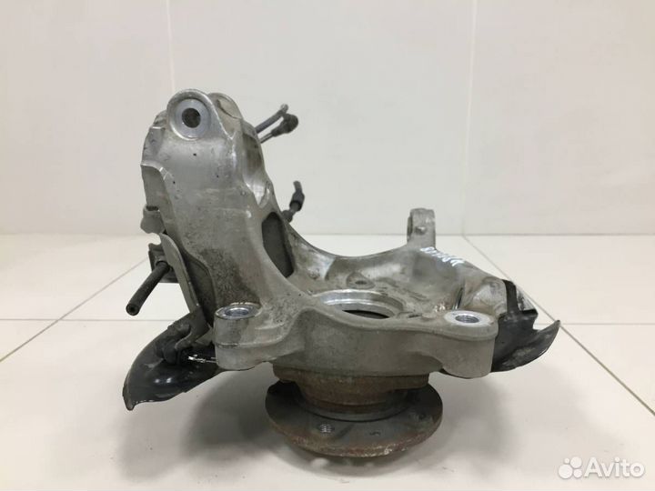 Цапфа/кулак поворотный передний правый Skoda Karoq