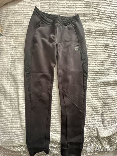 Вещи мужские (размер в основном S)