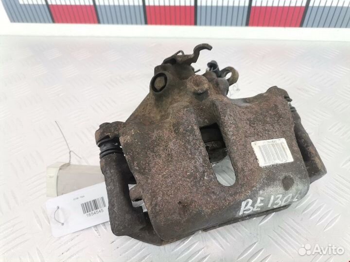 Суппорт передний левый для Peugeot-Citroen C5 1