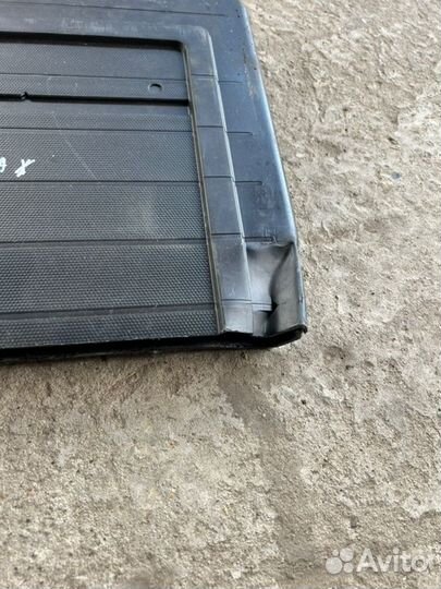 Полка багажника задняя Nissan Tiida С11 хэтчбек