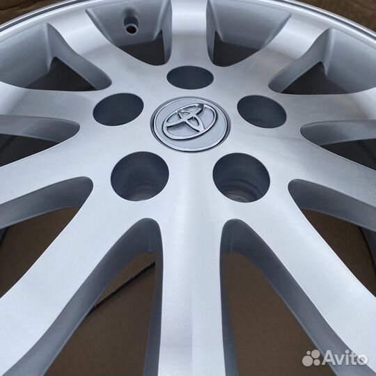 Новые 17 диски 5/114,3