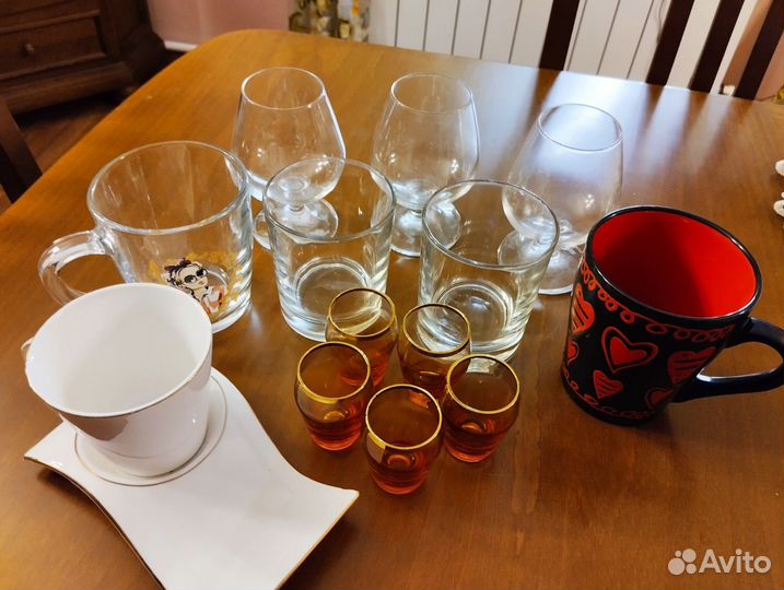 Бокалы, фужеры, рюмки