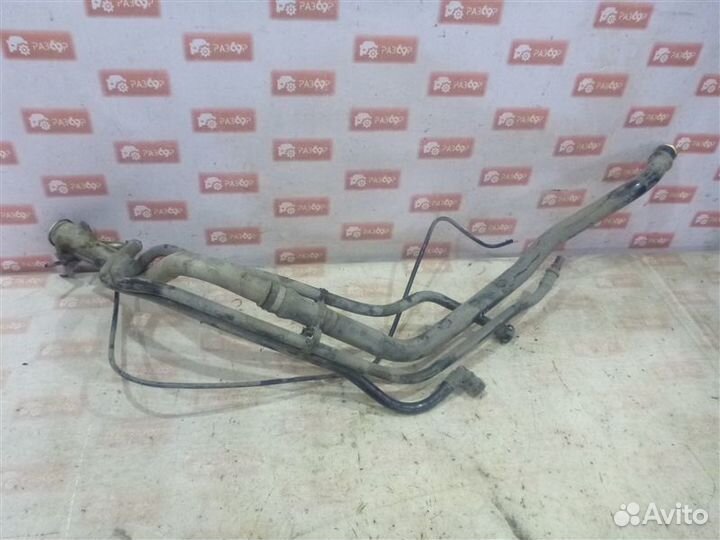 Горловина топливного бака Land Rover Discovery