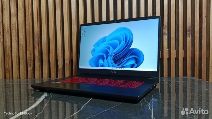 Игровой ноутбук MSI Katana GF76 на RTX и I5-11400H