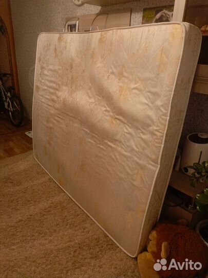 Матрас 160х200 бу