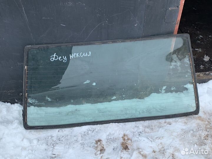 Заднее стекло на daewoo nexia