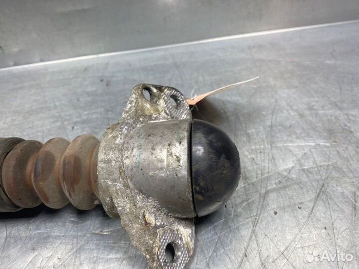 Амортизатор задний Volkswagen Bora 1997-2005 седан