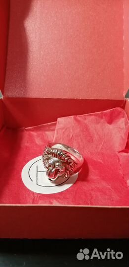 Кольцо печатка из серебра Лев