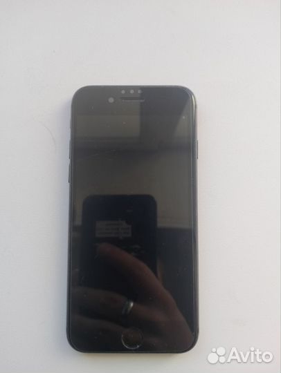 iPhone 8, 64 ГБ