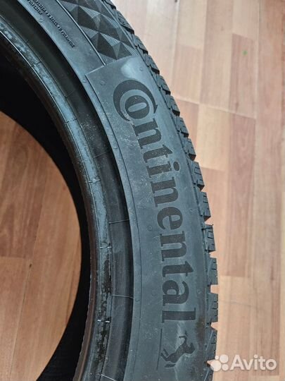 Continental ContiVikingContact 7 255/45 R20 105T