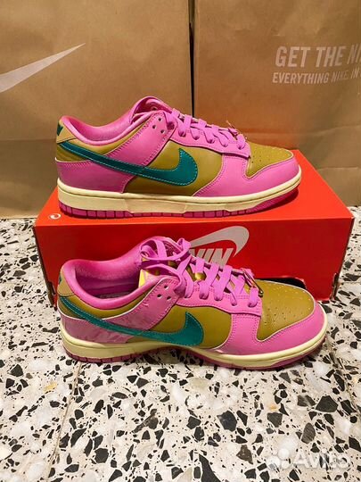 Кроссовки nike dunk low Parris Goebel оригинал