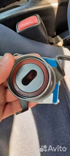 Ролик натяжителя ремня митсубиши