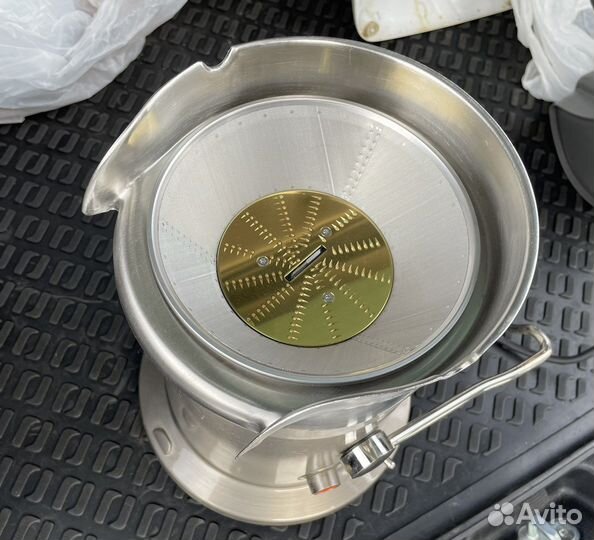 Соковыжималка Bork S800 Универсальная