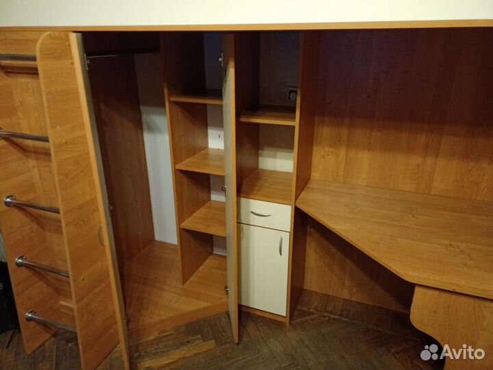 Кровать чердак