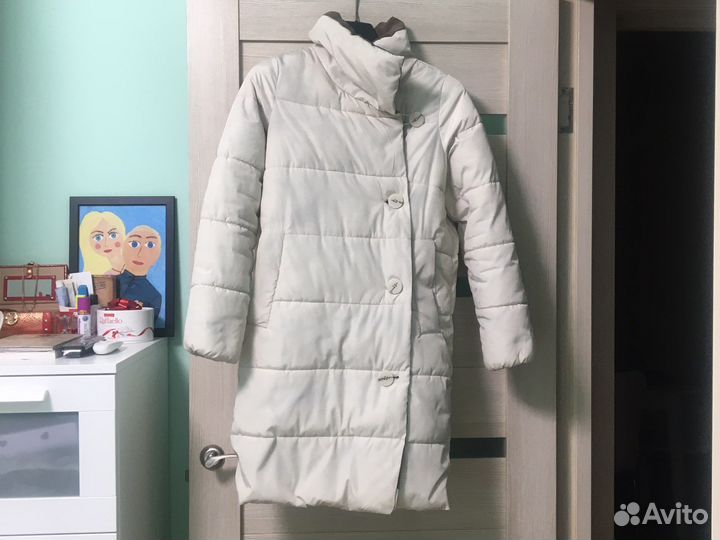 Пуховик бежевый 42 44