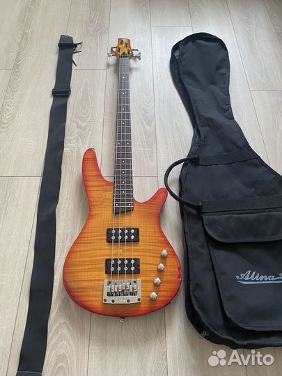 Бас гитара Ibanez srx500