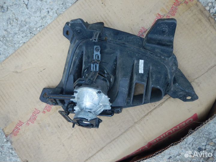 Фара противотуманная левая Kia Sorento Prime