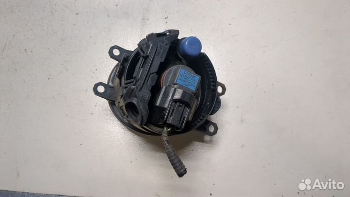 Фара противотуманная Toyota Verso, 2009