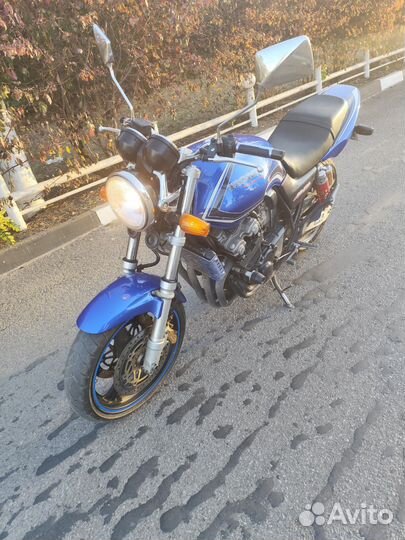 Honda cb 400 vtek 1