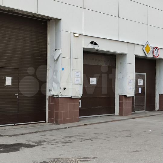 Машиноместо, 18 м²