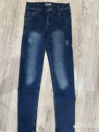 Джинсы на мальчика 12-14 лет