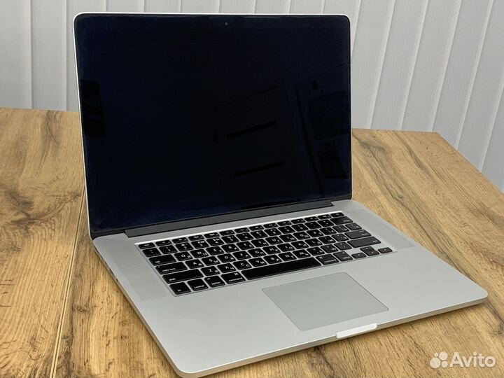MacBook Pro 15 Retina i7/8/256 Gb + Photoshop