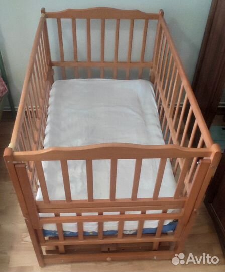 Детская кровать-трансформер с функцией качания