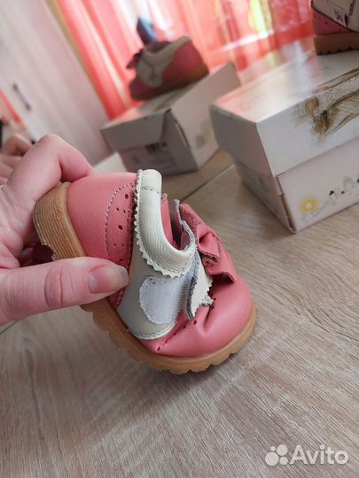 Летние туфли для девочки кожаные