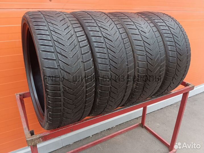Vredestein Wintrac Xtreme S 235/35 R19 108V