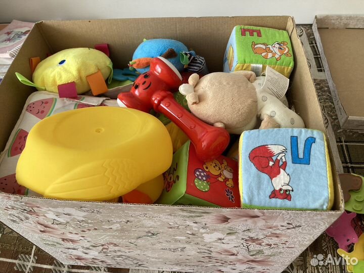 Большой пакет развивающих игрушек для малышей