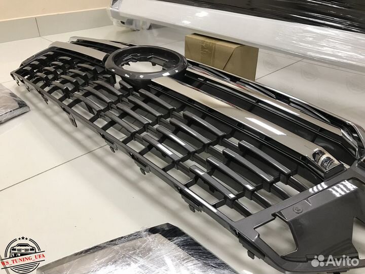 Решетка радиатора toyota land cruiser 200 X759