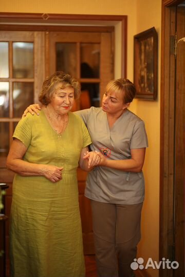 Сиделка Москва Услуги сиделки с проживанием и без