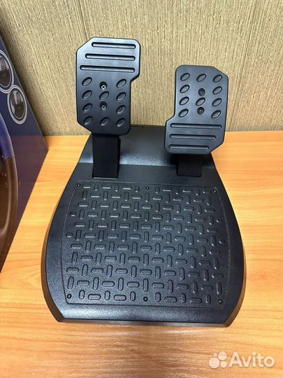 Руль Thrustmaster T150 Force Feedback