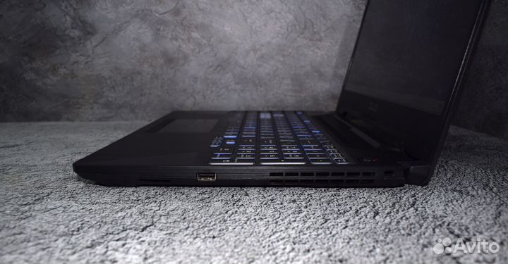 Игровой ноутбук asus на Core i5-11400H/ RTX 3050