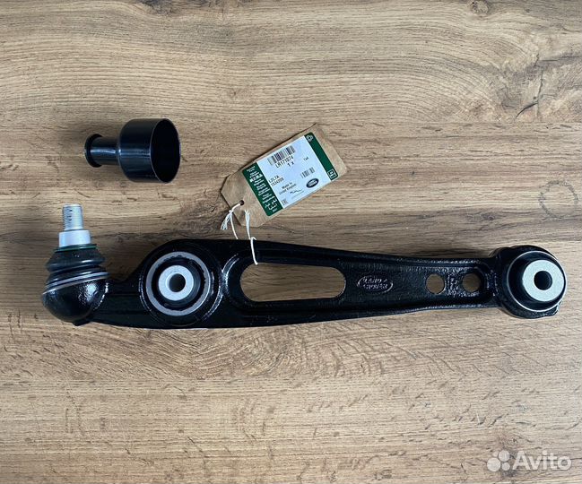 Рычаг передней подвески нижний левый Range Rover