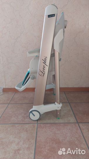 Столик для кормления