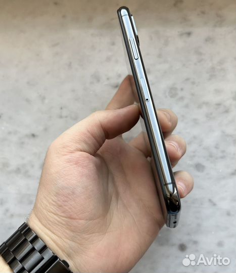 iPhone X, 64 ГБ