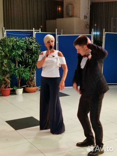 Ведущая праздников, тамада для свадьбы и юбилея