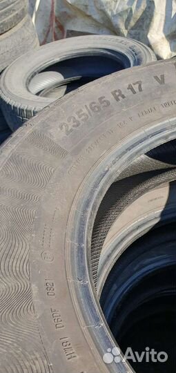 Continental ContiPremiumContact 5 235/65 R17