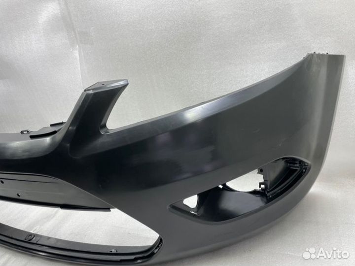 Бампер передний Ford Focus 2 2008-2011