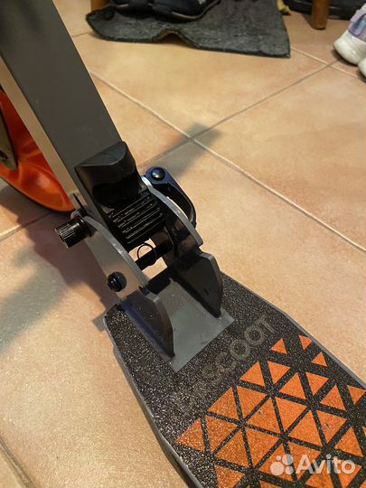 Самокат детский Dewolf 180