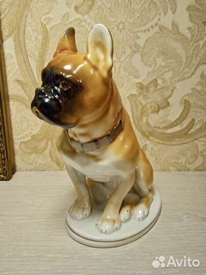 Фарфоровая статуэтка бульдог лфз