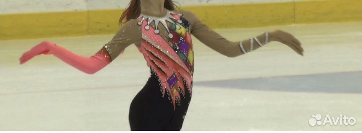 Костюм для фигурного катания, гимнастики